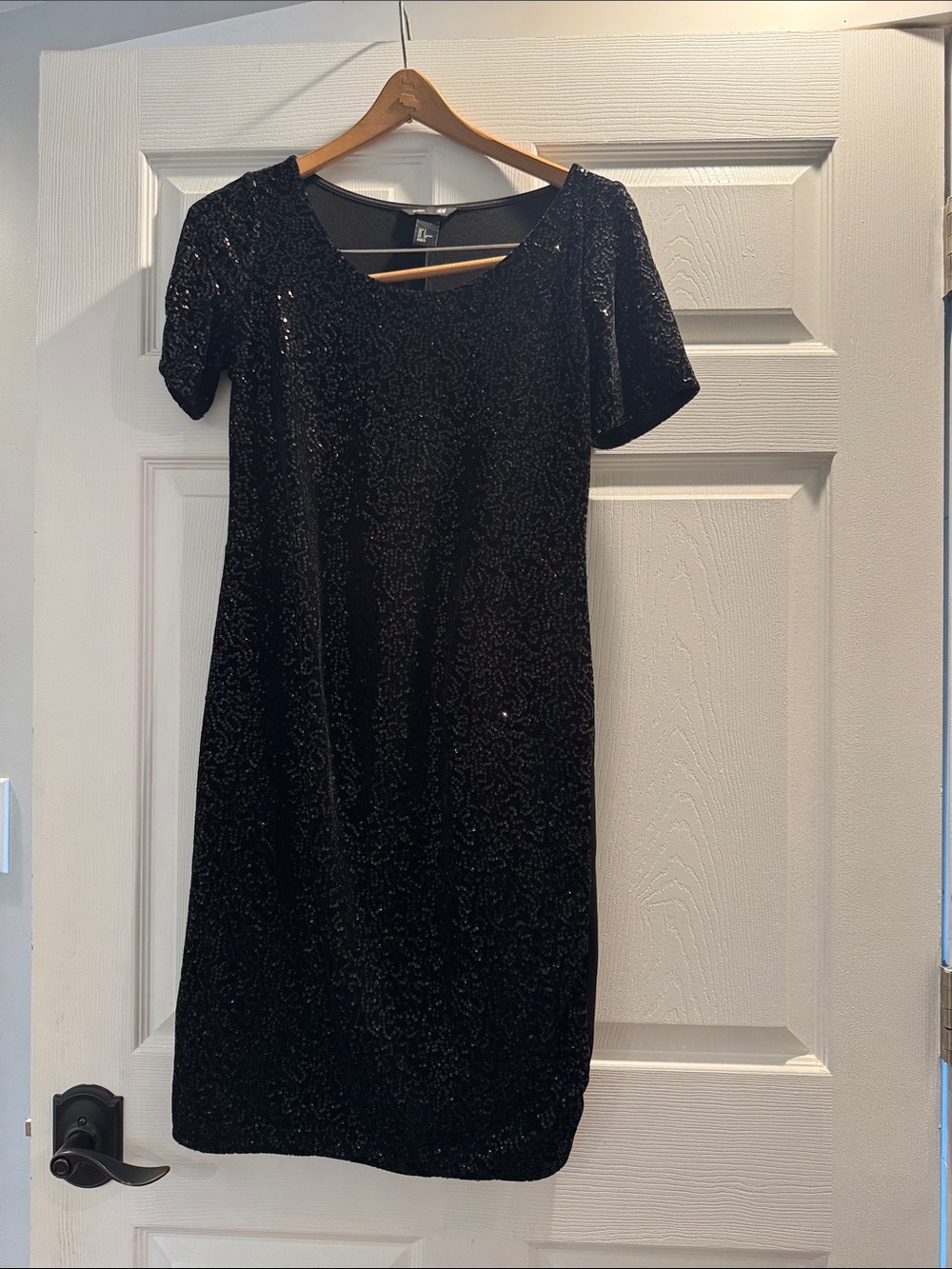H&M Black Sequin Short Sleeve Dress mama maternity